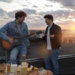 Sebastian Vetter erkundet mit seinem Freund Dr. Thomas Vogel aus Zürich die besten Rooftop-Bars der Limmatstadt